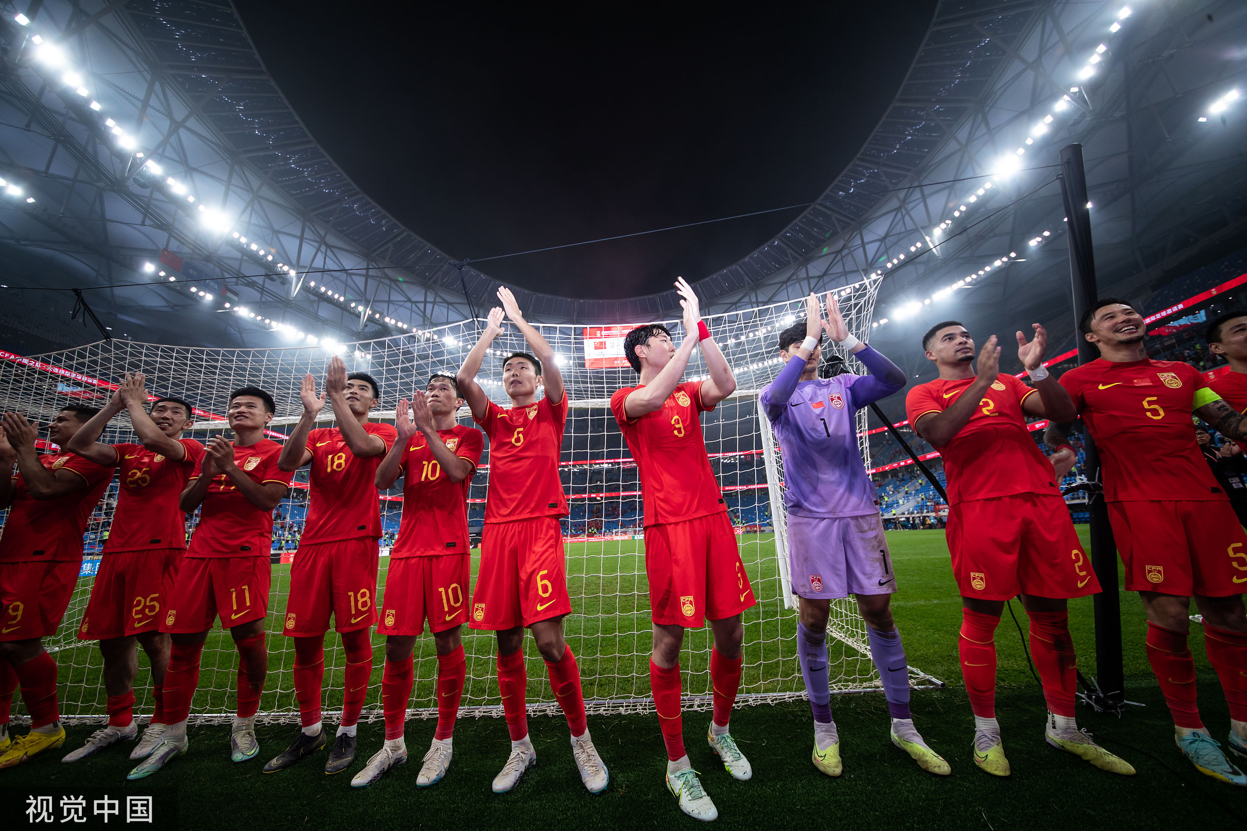 英雄联盟S15全球总决赛奖金池分配揭晓，BLG夺冠百万美元引领电竞生态发展